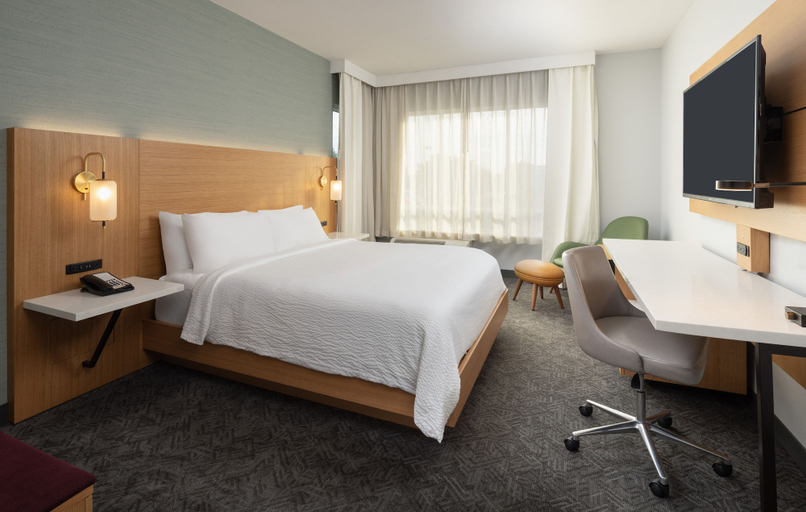 Bedroom 4, DoubleTree by Hilton Houston Westchase, Houston