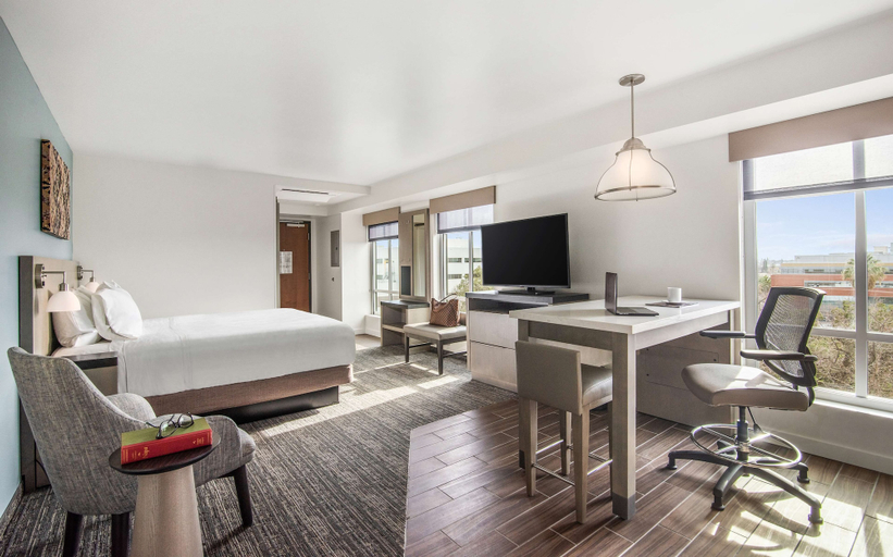 Bedroom 3, Hyatt House Sacramento/Midtown, Sacramento