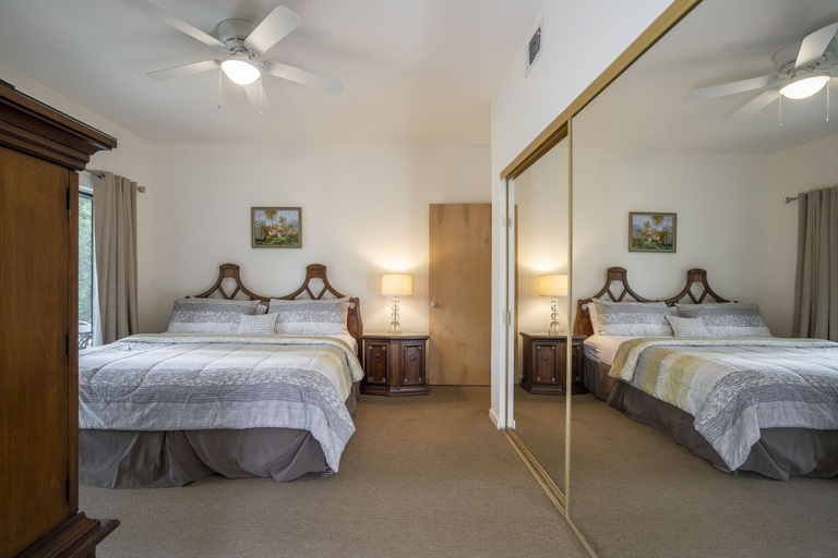 Room 2, River Bend Cw C109 3 Bedroom Condo by RedAwning, Comal