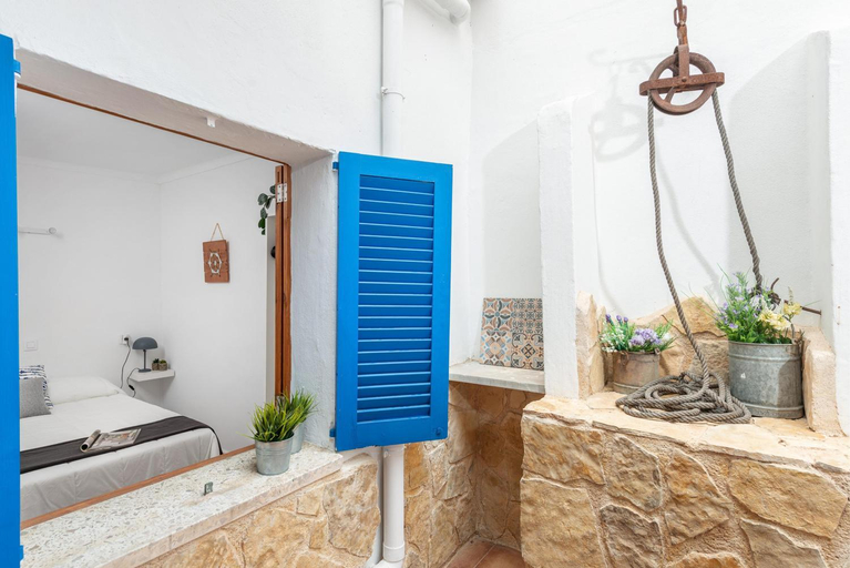 Facilities 4, Sa Marineta, Baleares