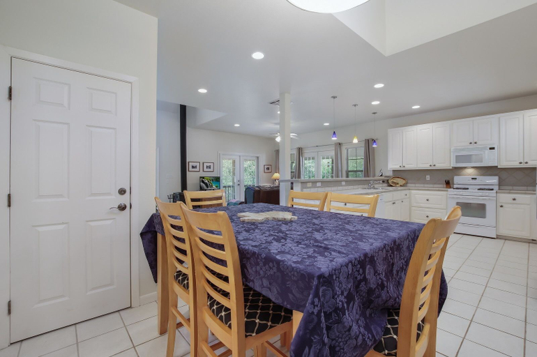 In-room dining, Guadalupe River Rock Retreat 9740 by RedAwning, Comal