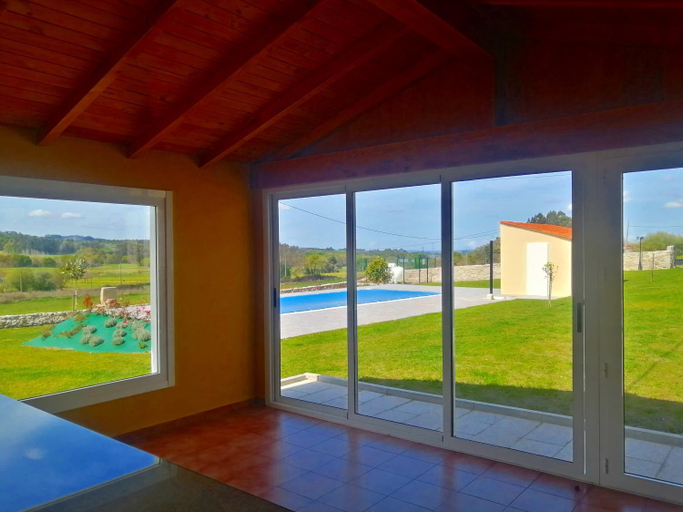 Others 3, Casa Ravel, Pontevedra