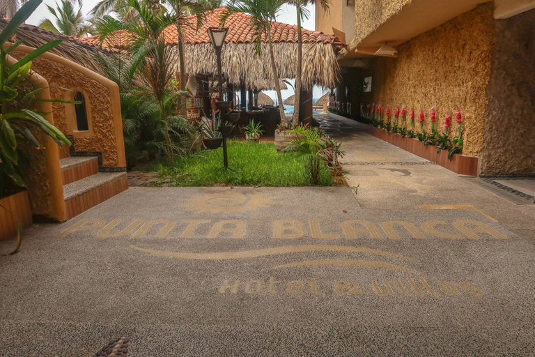 Exterior & Views 2, Hotel Villas Punta Blanca, José Azueta
