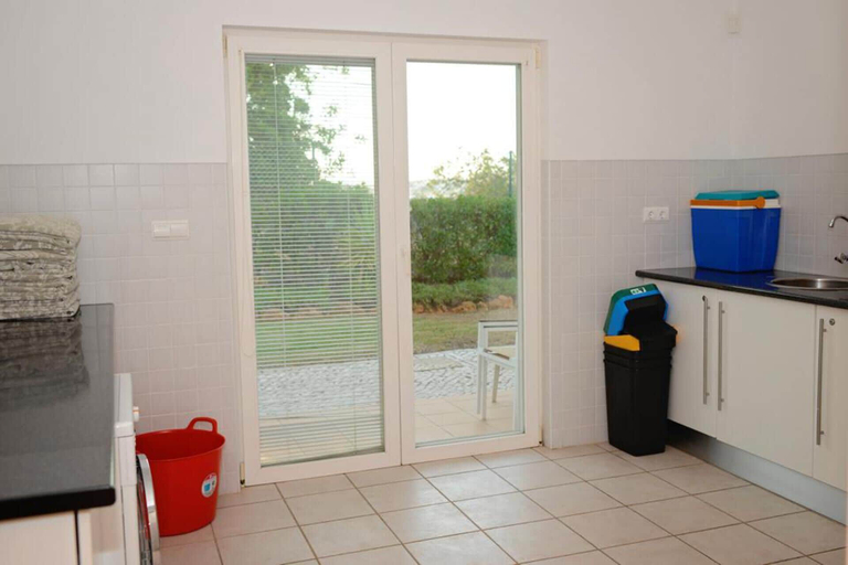 Private kitchen 5, Beautiful 5 En-suite bed Villa With Private Pool, Albufeira