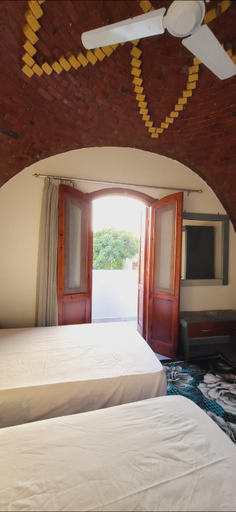 Others 4, mountain kingdom house , Luxor