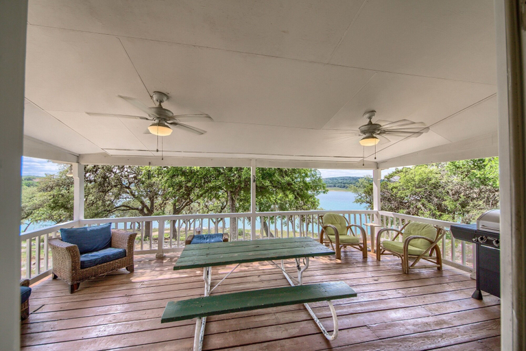 Terrace/patio 4, Tranquility By The Shore Cl1105b 4 Bedroom Home by RedAwning, Comal