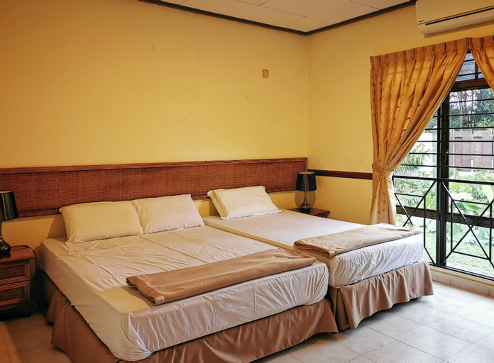 Bedroom 3, Yussy Private Garden @ Afamosa Villa, Alor Gajah