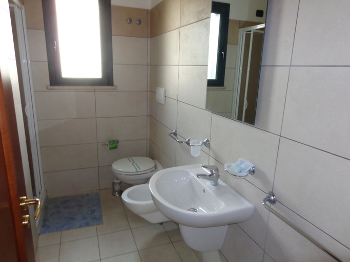 Bathroom, Blumare Hotel & Residence, Lecce