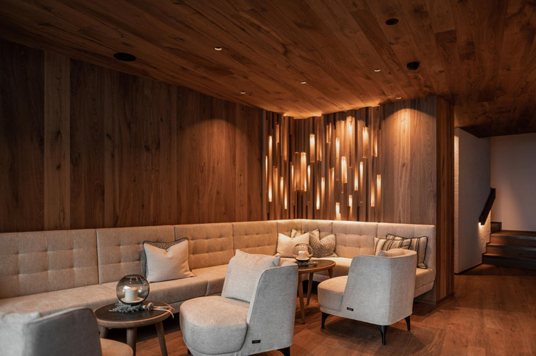 Others 3, Residence Chalet L'Salvan, Bolzano