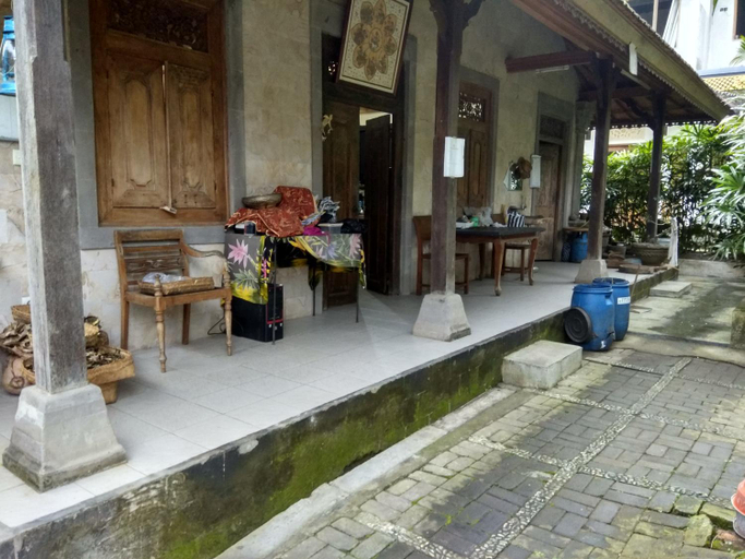 Public Area