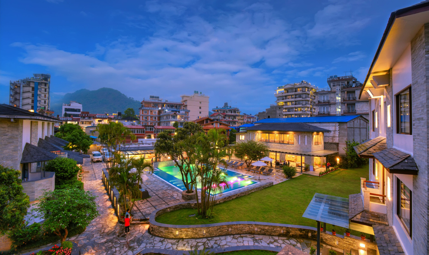 Exterior & Views
