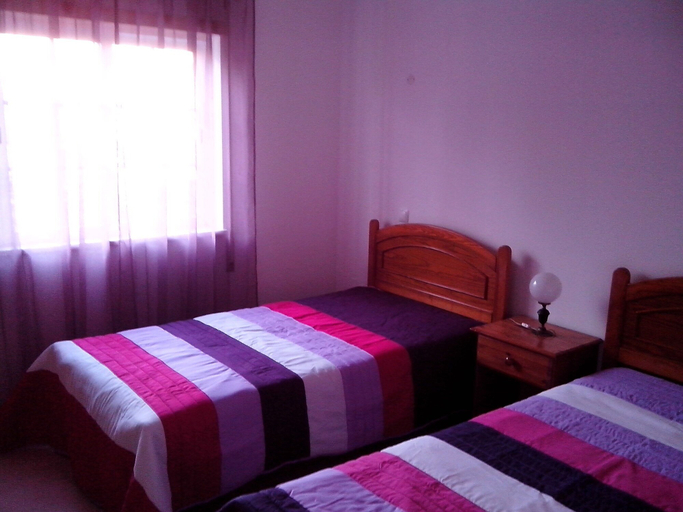 Bedroom 3, Iconic Apartment with 2 bedrooms & full kitchen 2 Apts by RedAwning, Albufeira