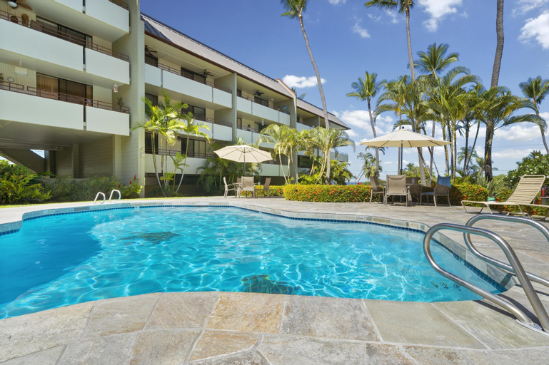 Sport & Beauty 1, White Sands Village 2 Bedroom Condo by RedAwning, Hawaii