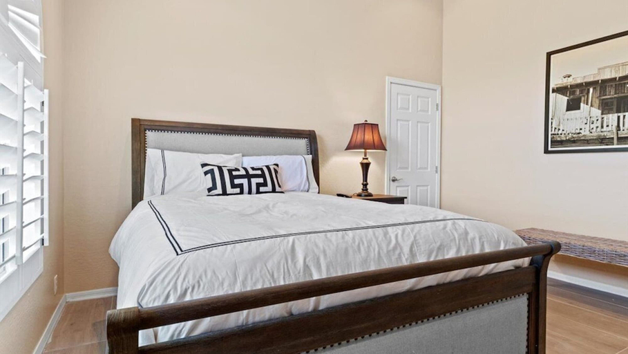 Bedroom 3, Massive North Scottsdale 6 Bdrm w/ Oasis Backyard!, Maricopa