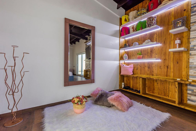 Bedroom 3, Private Retreat w 5 BR Spa Pool Jacuzzi