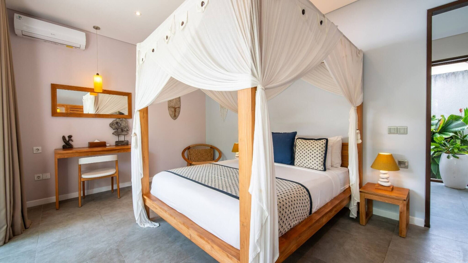 Bedroom 2, Chic Seminyak Retreat With Private Pool Haven, Badung
