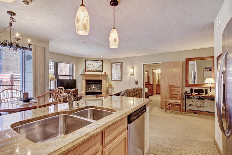 Private kitchen 2, Warm + Inviting 1br Winter Escape-perfectly Located Downtown 1 Bedroom Condo by RedAwning, Summit