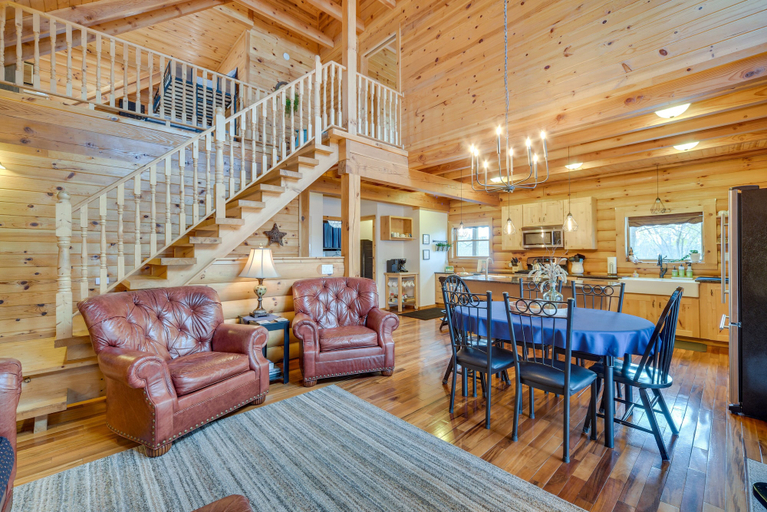 Others 1, Modern Log Cabin w/ Rec Room, Steps to Lake!, Pine