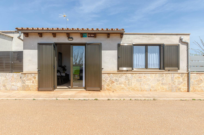 Others 4, YourHouse Cas Padri, Baleares