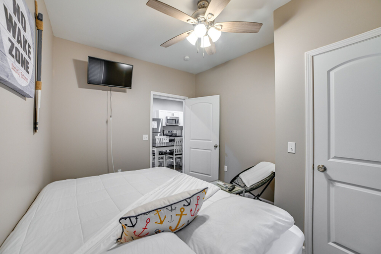 Bedroom 2, Pet-friendly Murray Vacation Rental w/ Grill!, Calloway