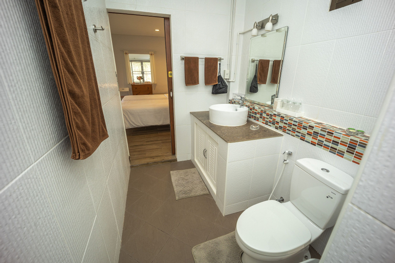 Bathroom 21