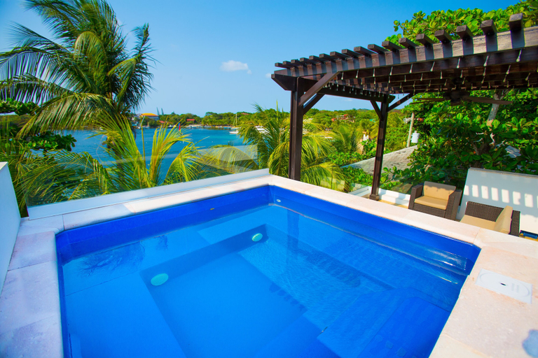 Sport & Beauty, Bella Luna Beach House #226859, Roatán