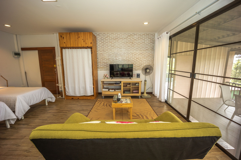 Bedroom 30