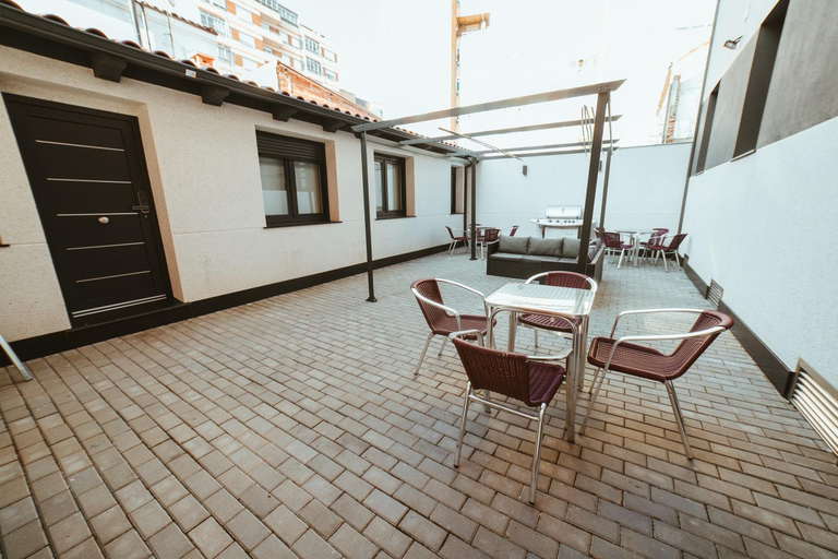 Others 2, Apartamentos MK77 Leon - Palomera, León