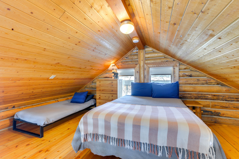 Bedroom 3, Jackson Condo w/ Fireplace < Half Mi to Snow King!, Teton
