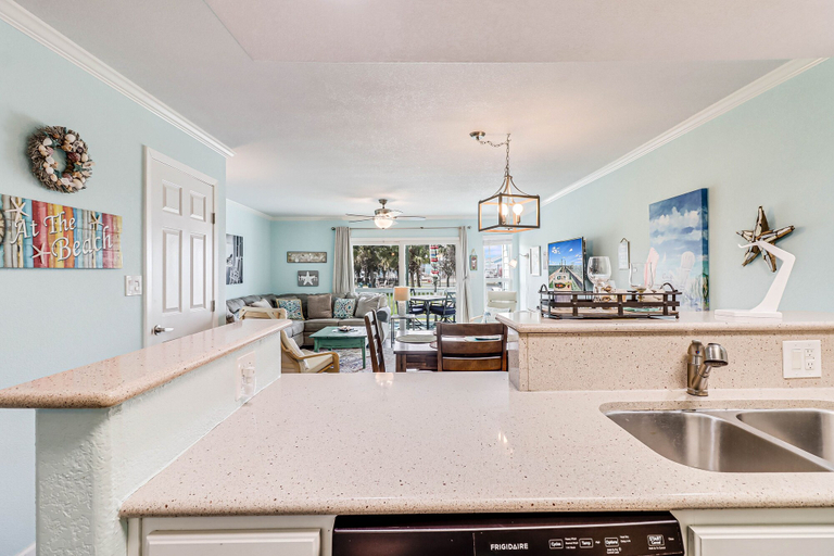 Private kitchen 3, Bayfront Kontiki 3 Bedroom Condo by RedAwning, Aransas