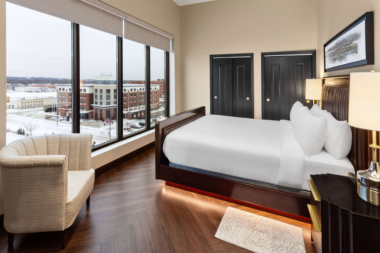 Bedroom 3, Legacy Hotel Trademark Collection By Wyndham, Brown
