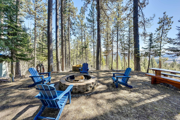 Others 1, Secluded Garden Valley Cabin w/ Deck & Views!, Boise