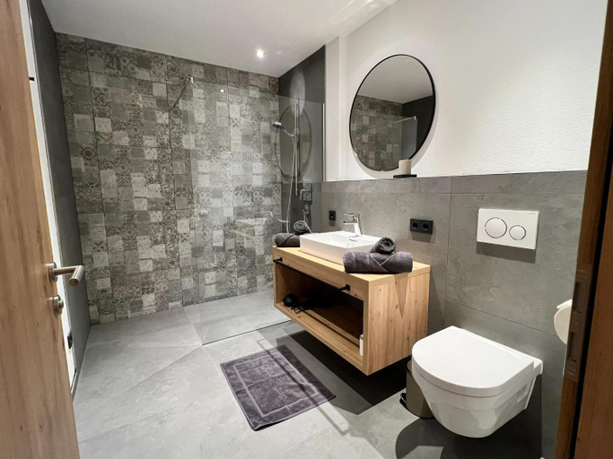 Bathroom 3, Apartment in Solden near Ski Lift, Imst