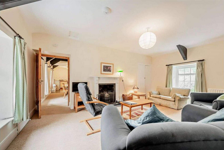 Others 5, Lovely 7-bed Apartment in Llandysul, Ceredigion