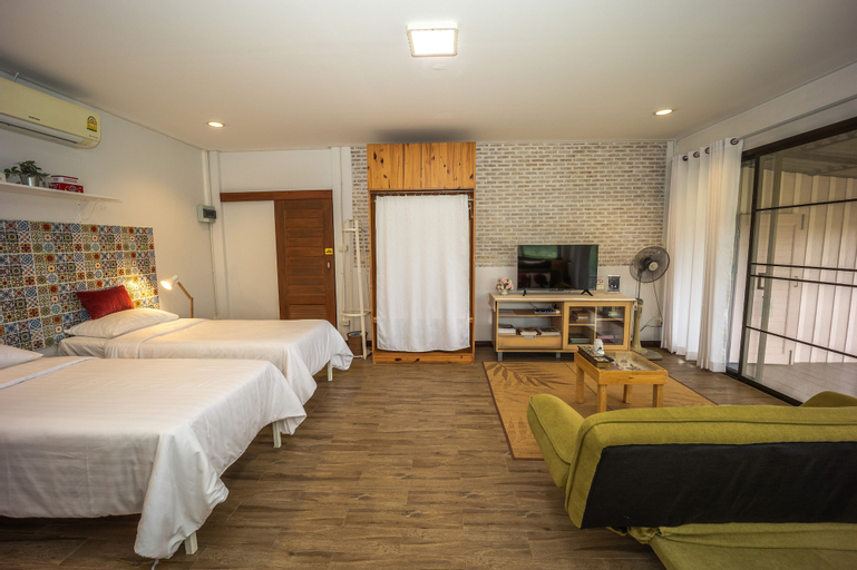 Bedroom 18