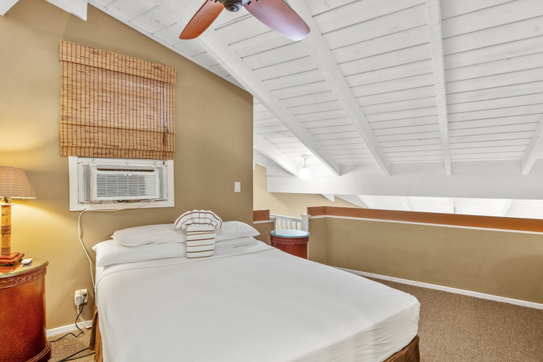Bedroom 3, Kuleana 206 by RedAwning, Maui