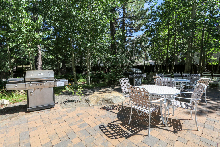 BBQ/picnic area, Chateau de Montagne 1 Spacious Townhome with Great Complex Amenities On the Shuttle Route by RedAwning, Mono