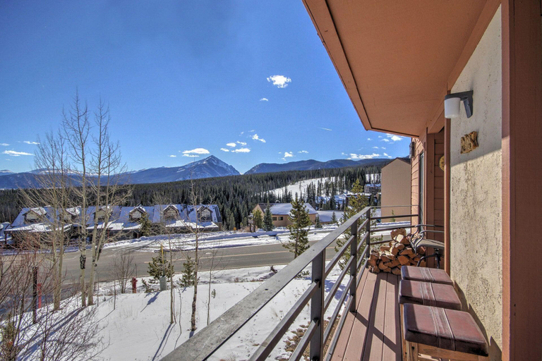 Balcony, BB204 Buffalo Village, Summit