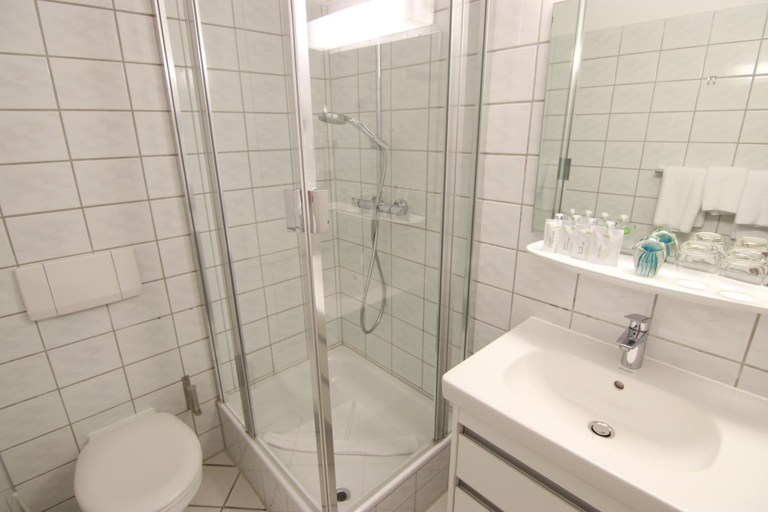 Bathroom 5, Villa WellenRausch - Adults Only, Lübeck