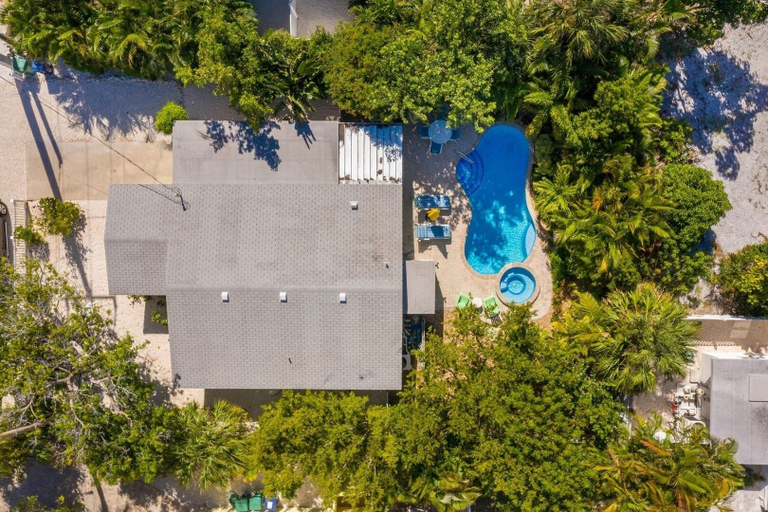 Others 3, Mermaid's Treasure 2 Bedroom Home by RedAwning, Manatee
