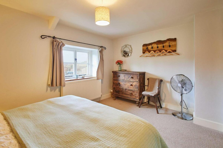Bedroom 3, Host Stay Coed Barn, Powys