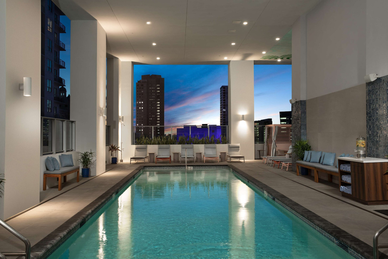 Sport & Beauty 5, YotelPad Miami, Miami-Dade