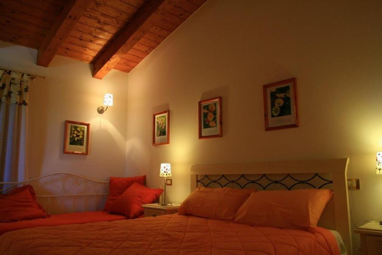 Bedroom 13