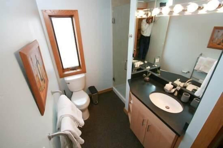 Bathroom, Condo 100 Yards to Gondola One by RedAwning, Eagle