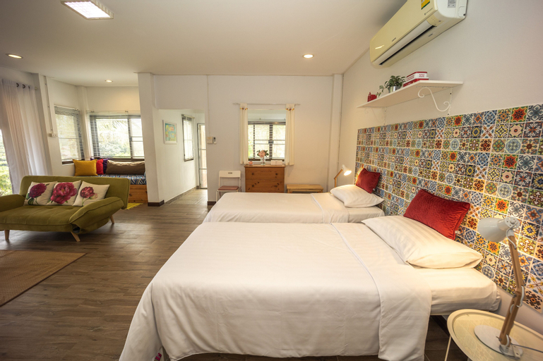 Bedroom 23