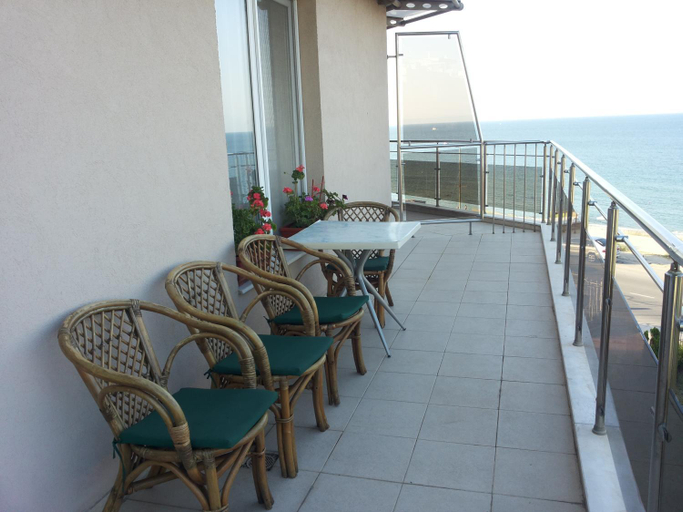 Others 3, Apartments in Villa Rouge, Sozopol