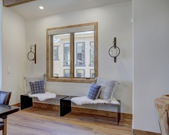 Living area 5, Settlers Creek 6466, Summit