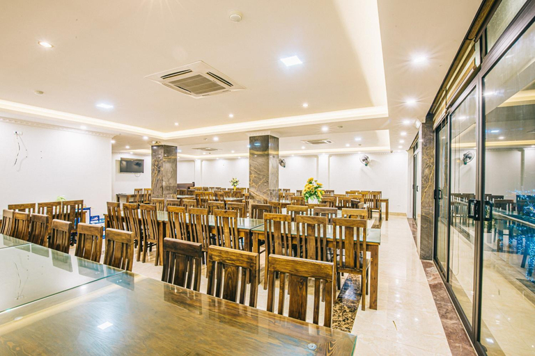 Food & Drinks 3, Khách sạn Maldives - FLC Lux City Sầm Sơn, Sầm Sơn