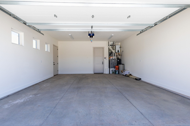 Property grounds 3, Sun Seeker 2 Bedroom Home by RedAwning, Washington