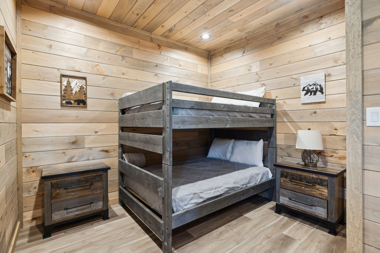 Bedroom 2, Tennessee Whiskey 3 Bedroom Cabin by RedAwning, Sevier